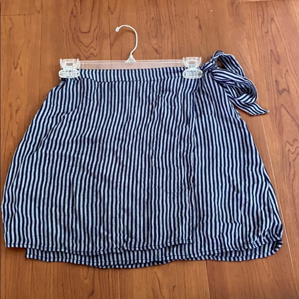 American Eagle XS wrap skirt